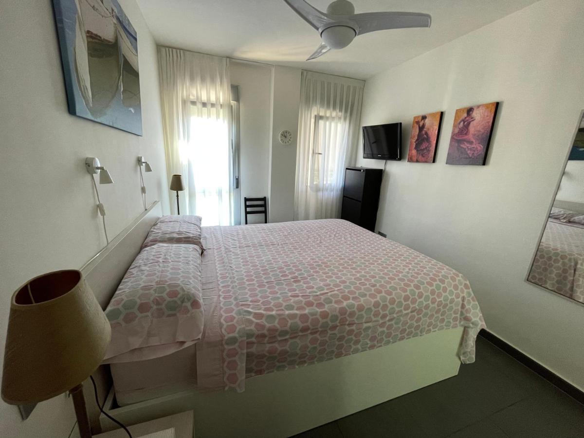 Club - With Seaview Apartment